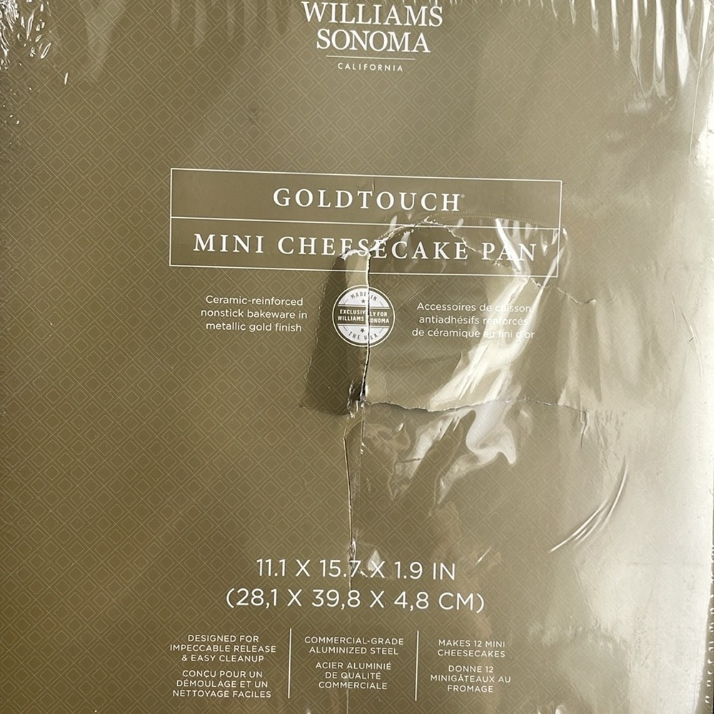 William Sonoma Mini Cheesecake Pan - Picture 3 of 11